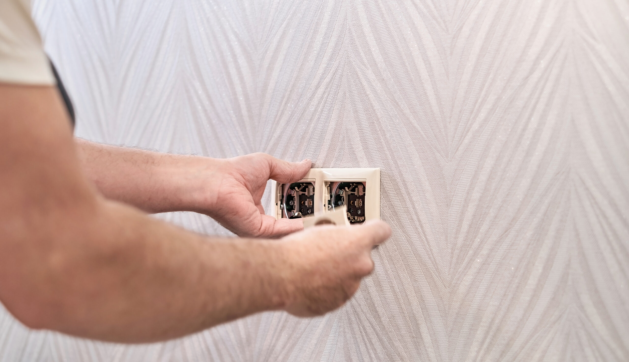 Modern Socket Outlet Installation & Upgrades